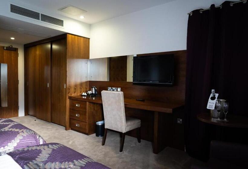 디럭스 룸, Ballyrobin