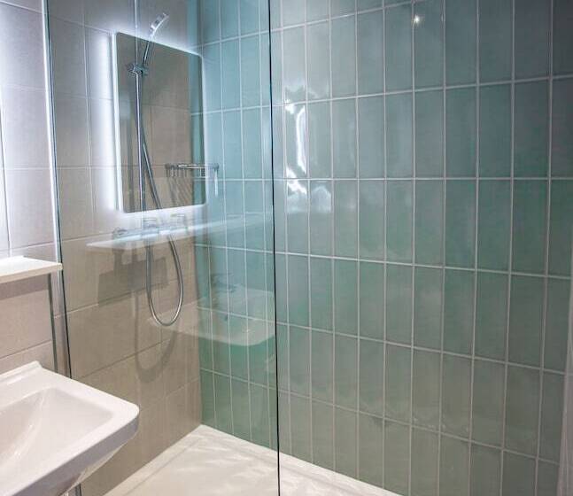 ファミリールーム, Collingwood Bw Signature Collection