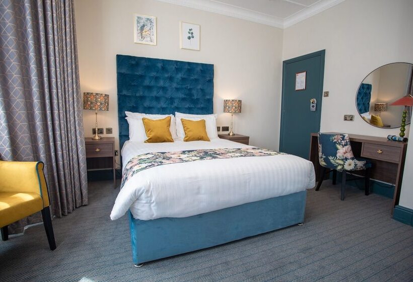 Family Suite, Collingwood Bw Signature Collection