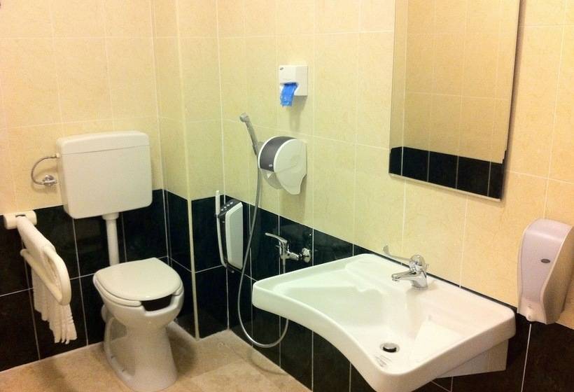 身障者適用スタンダードルーム, Fashion