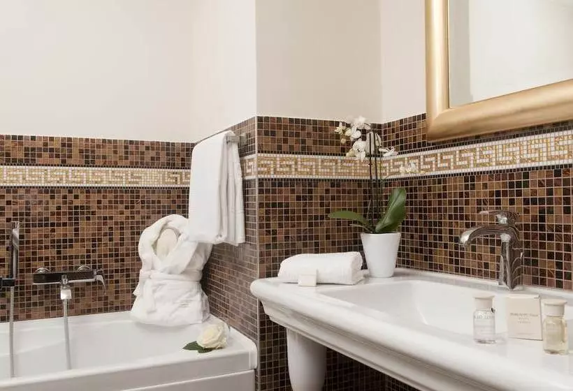Classic-huone, Grand Hotel Italia