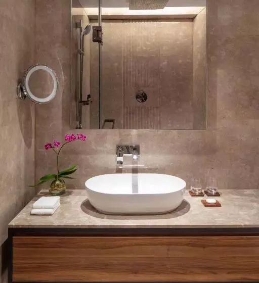 キングサイズベッドのクラブルーム, Hyatt Regency Trivandrum