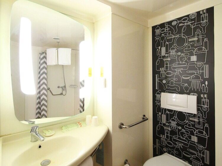 Quarto Superior, Ibis Nanjing Zhonghua