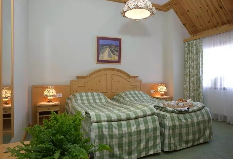 اتاق استاندارد, Landhaus