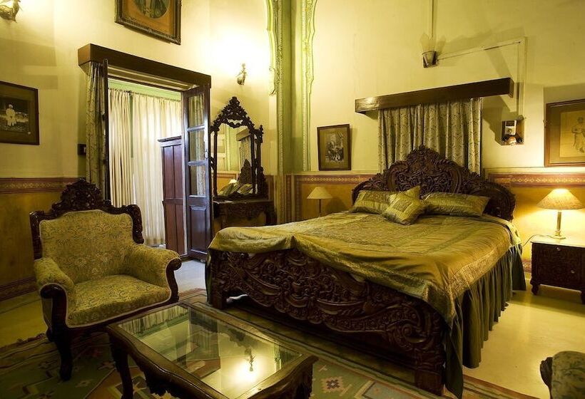 로얄 룸, Naila Bagh Palace