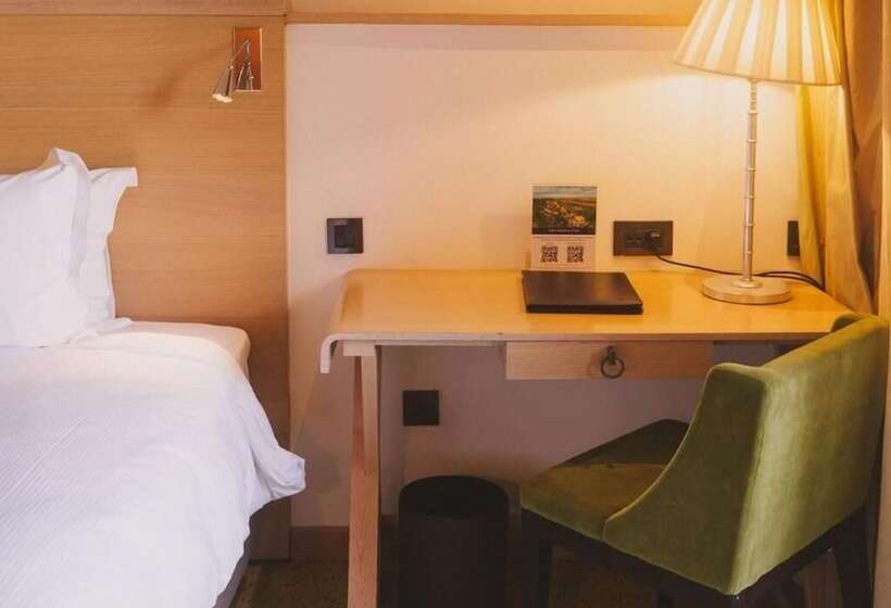 풀장 전망 디럭스 룸, Pickalbatros Hôtel Du Golf - Adults Friendly 16 Years Plus -  All-Inclusive