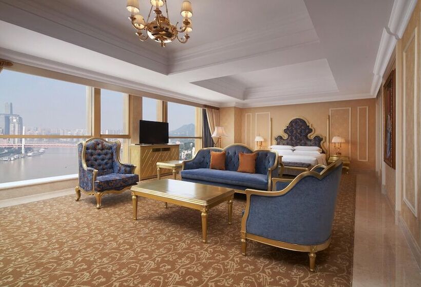 استودیو کلوب, Sheraton Chongqing