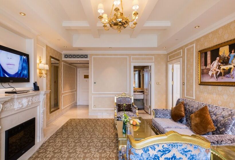 سوئیت کلاب, Sheraton Chongqing