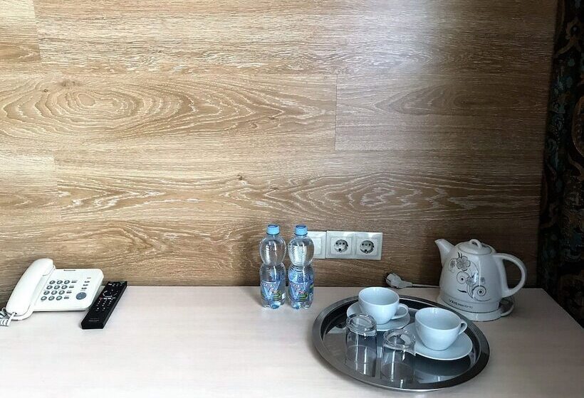 חדר סטנדרט, Sunflower River