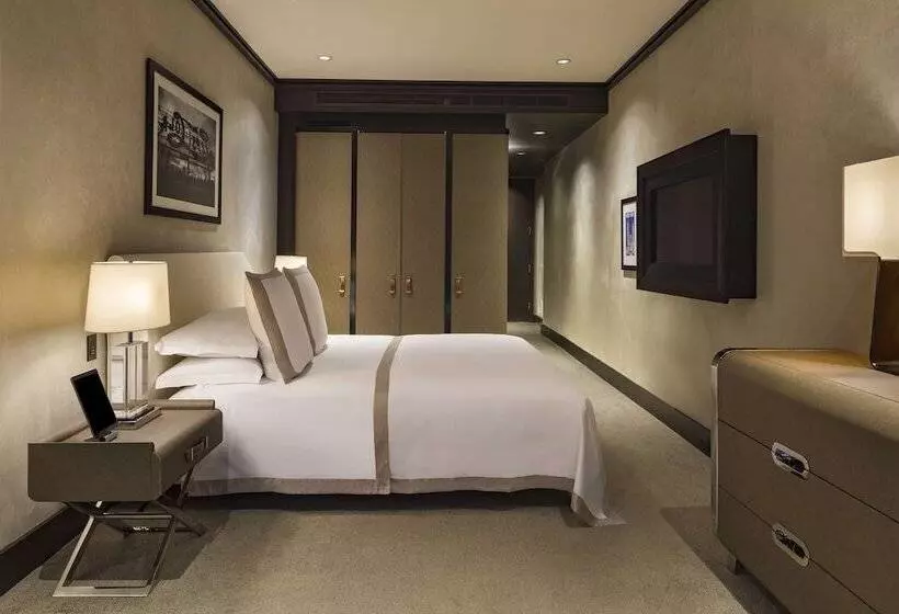 Superior-huone, The Chatwal, The Unbound Collection By Hyatt