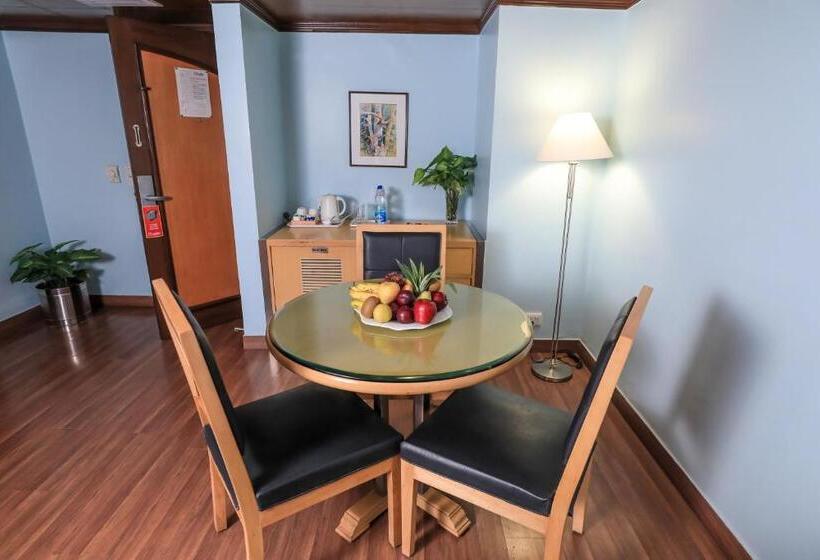 Люкс, The Piccadily