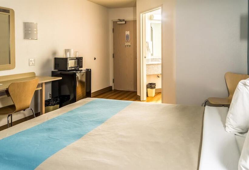 Номер Deluxe, Motel 6 Lincoln City, Or