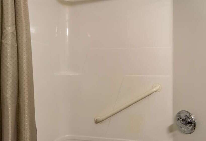 اتاق لوکس, Motel 6 Lincoln City, Or