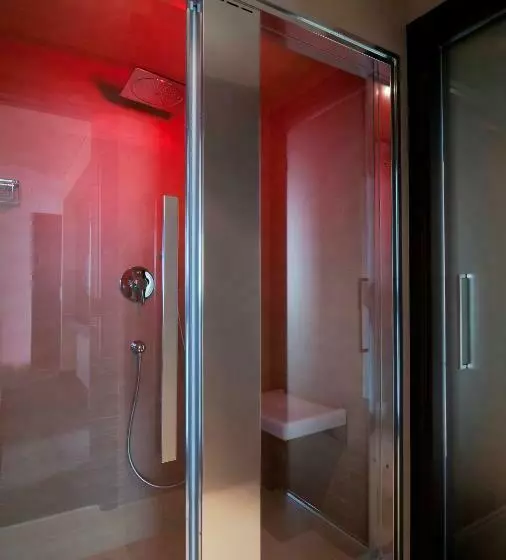 سوییت جونیور, Parco Dei Principi Hotel Congress & Spa