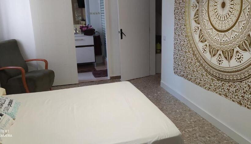 جناح, B&b Com A Casa Teva