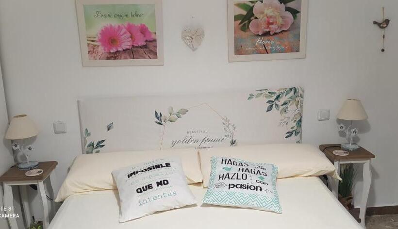 جناح, B&b Com A Casa Teva