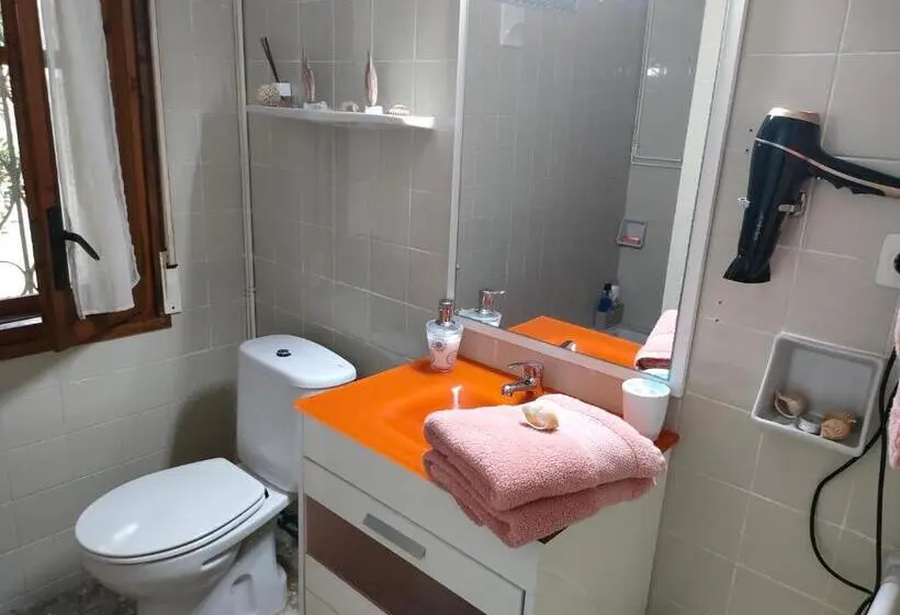 スタンダードルーム, B&b Com A Casa Teva