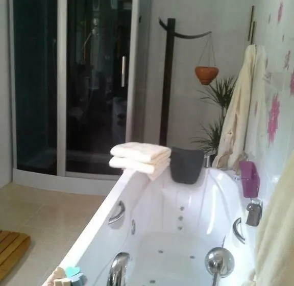 スイート, B&b Com A Casa Teva