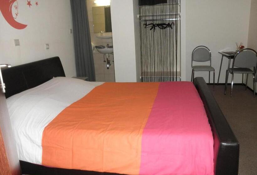 Номер Стандарт, B&b Kokodor