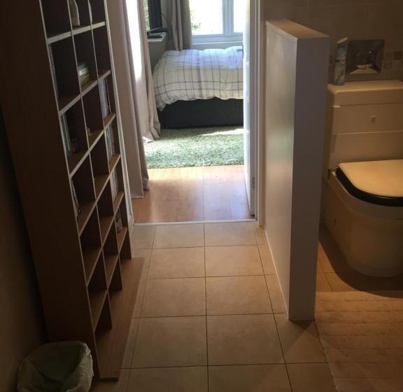 Номер Стандарт Адаптированный для Инвалидов, Clinton S Green B&b