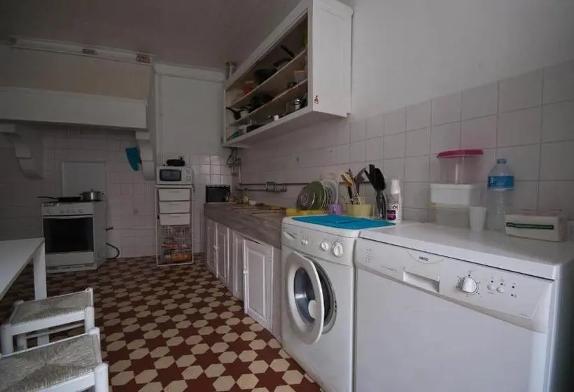 浴室共有スタンダード４人用ルーム, Covilhã Hostel
