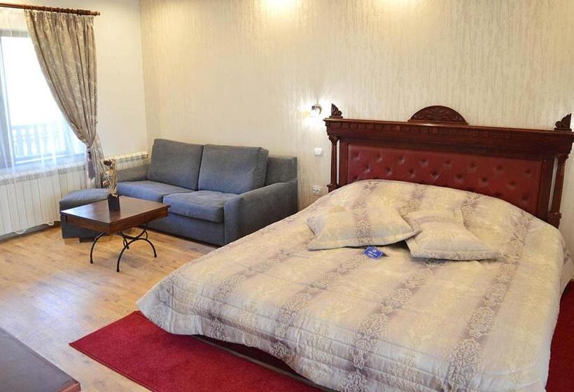 带按摩浴盆的套房, Arbanasi Deluxe Villa