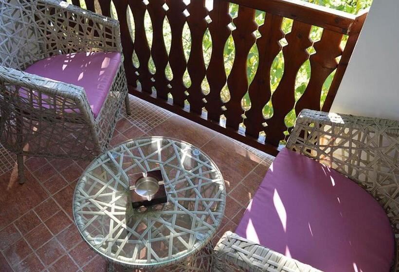 带按摩浴盆的套房, Arbanasi Deluxe Villa