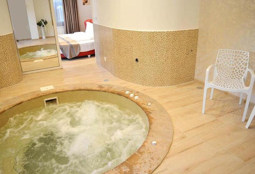 带大床的套房, Arbanasi Deluxe Villa