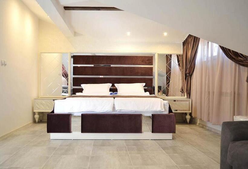 Студио Стандарт Кровать Кинг, Arbanasi Deluxe Villa