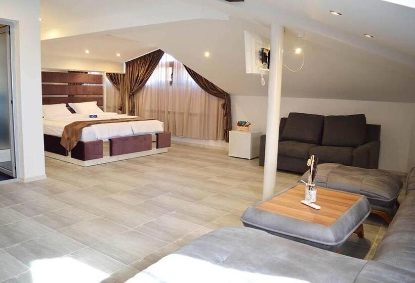 带大床的标准工作室, Arbanasi Deluxe Villa