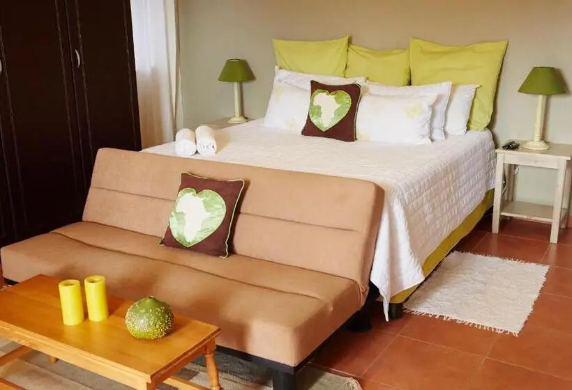 ファミリールーム, The Fever Tree Guest House