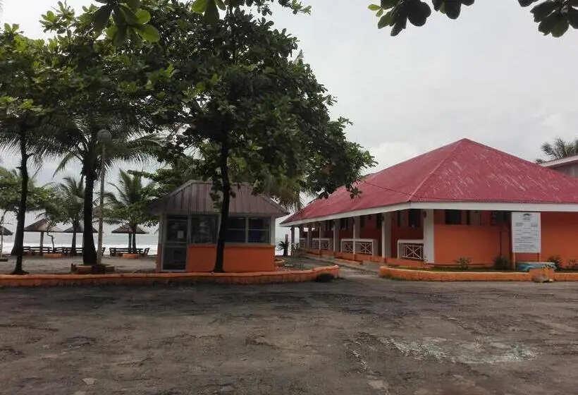 スーペリアールーム, The Waterfront Beach Resort