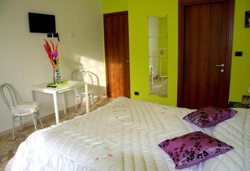 スタンダード4人部屋, B&b Il Poggio