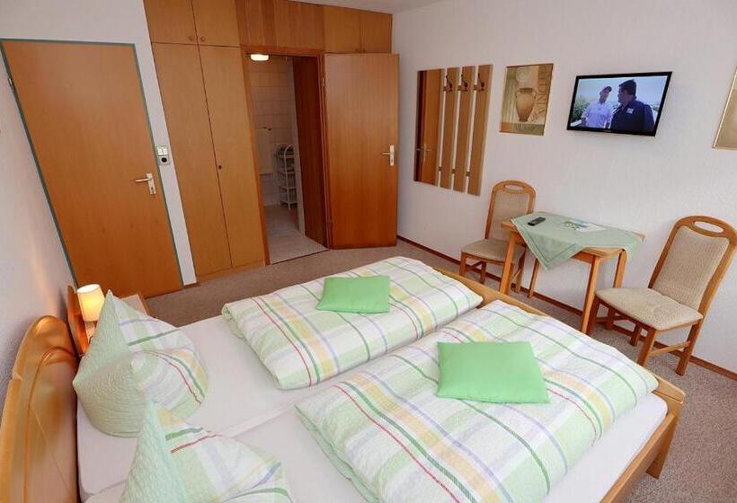 Quarto standart vista jardim, Haus Gerlinde