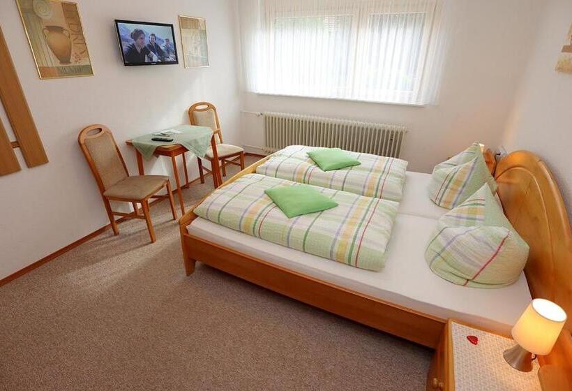 Quarto standart vista jardim, Haus Gerlinde