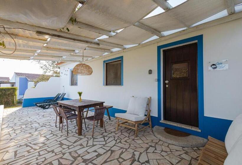 １ベッドルームハウス, Monte Do Cerro