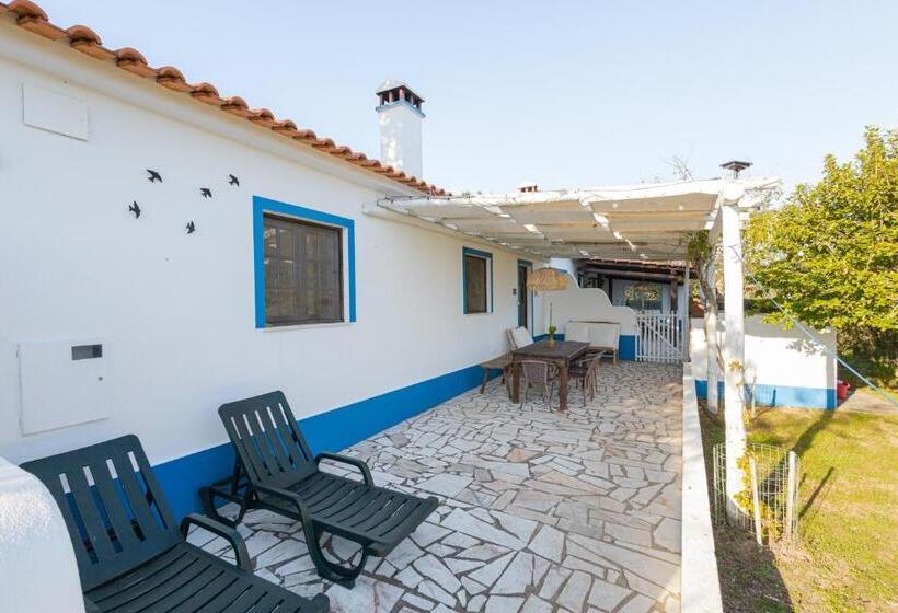 １ベッドルームハウス, Monte Do Cerro