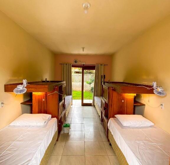 تختخواب در اتاق مشترک, Rosamar Suites