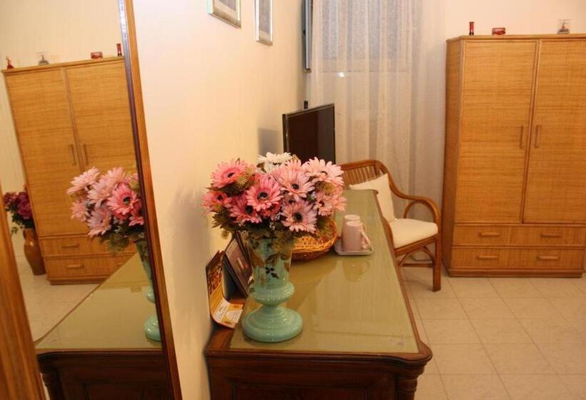 اتاق استاندارد, B&b Paradiso San Vincenzo