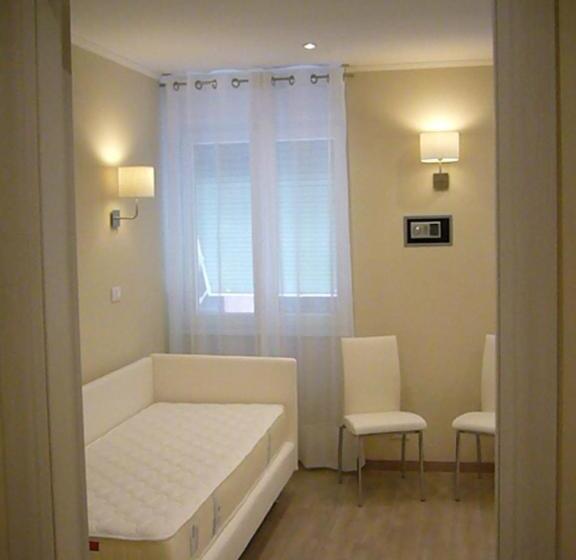 3-Bett-Standardzimmer, Grignetti Bed