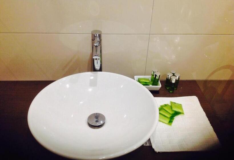 3-Bett-Standardzimmer, Grignetti Bed