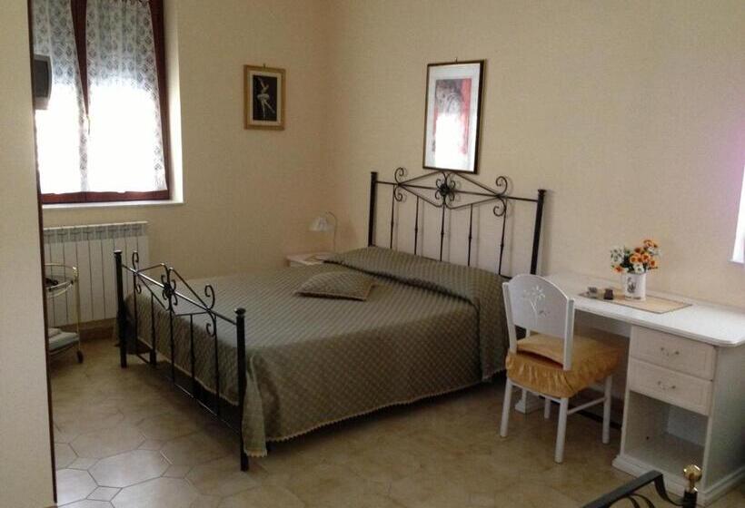 4인용 스탠다드 룸, Bed And Breakfast Padalino