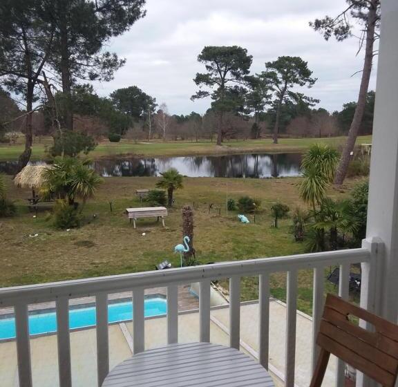 اتاق خانوادگی, Villa Saint Barth