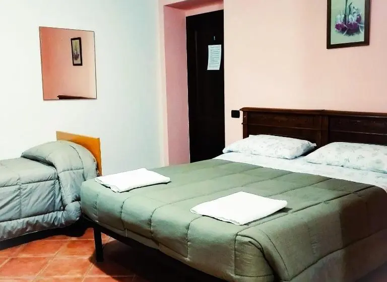 ４ベッドルームクラシックタイプ, Country Rooms & Suite La Quercia