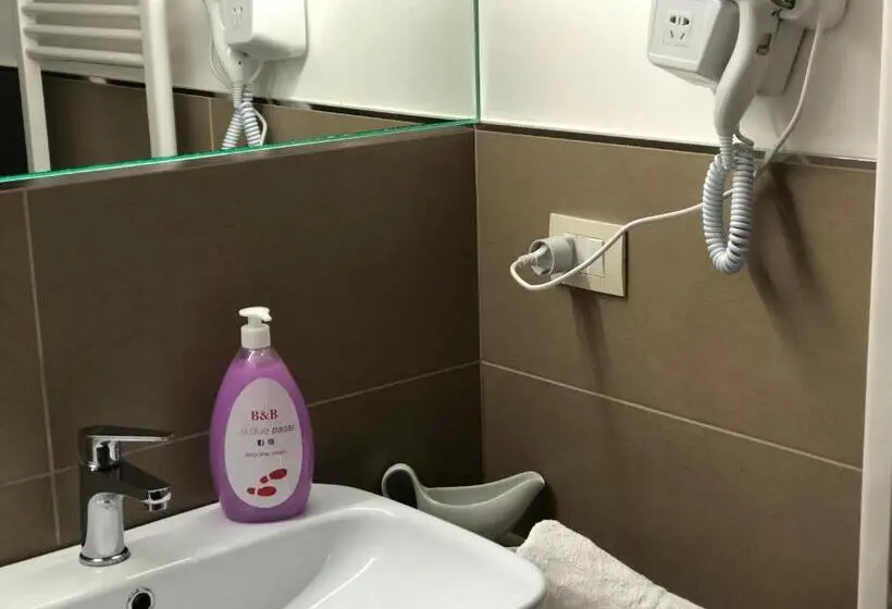 اتاق استاندارد چهار تخته, B&b A Due Passi