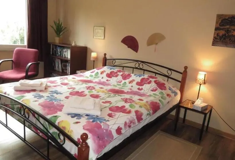 Standard-huone Puutarhanäkymä, Prince D Orange Bed & Breakfast
