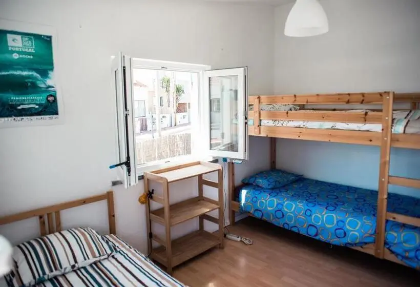 ルームシェアのワンベッド, Native Surfhouse