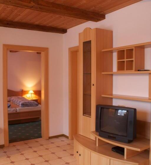 Апартаменты 1 Спальня с Балконом, Lenzerhof