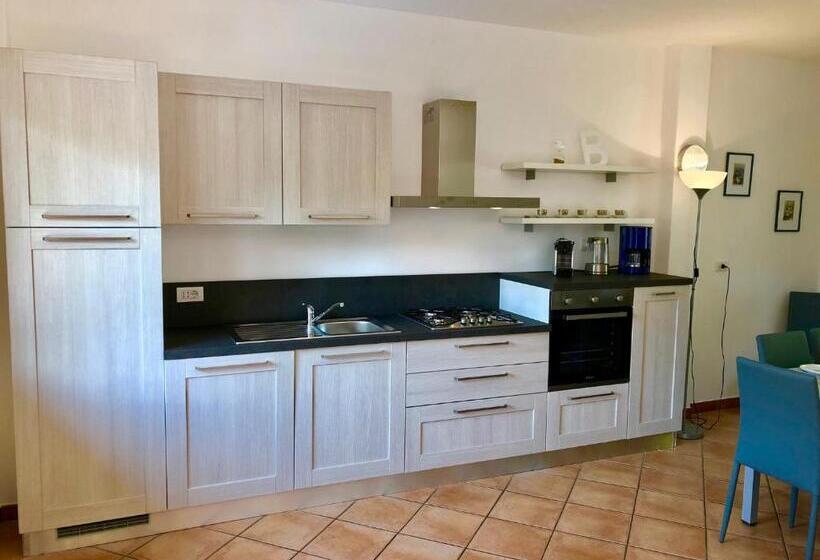 דירת שני חדרים, Residenza Ai Ronchi 1 2 6