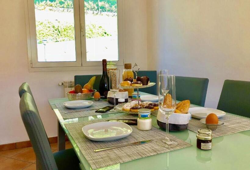 דירת שני חדרים, Residenza Ai Ronchi 1 2 6